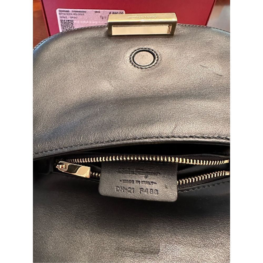 SALVATORE FERRAGAMO Women’s Rosette Leather Chain Crossbody Bag Black, NWT - Picture 8 of 11
